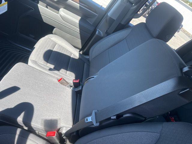 2026 GMC Sierra 2500HD Crew Cab, Standard Bed, SLE, 4WD