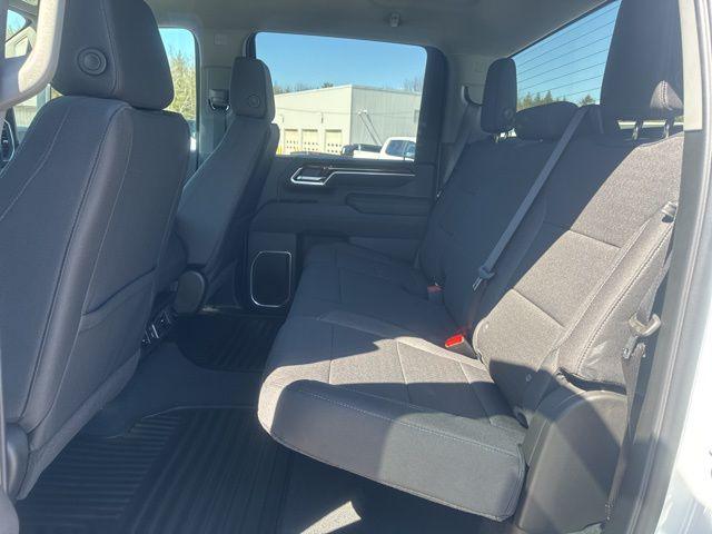 2026 GMC Sierra 2500HD Crew Cab, Standard Bed, SLE, 4WD