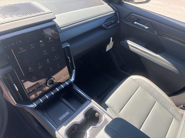 2026 GMC Acadia AT4 AWD