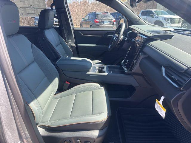 2026 GMC Acadia AT4 AWD