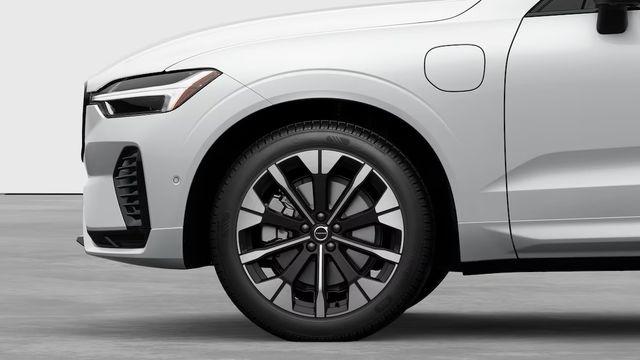 2026 Volvo XC60 Plug-In Hybrid Ultra, T8 AWD Electric/Gasoline, Dark