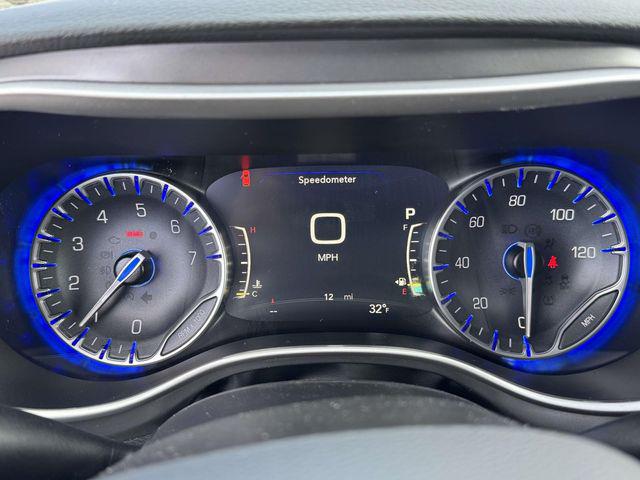 2026 Chrysler Pacifica Select AWD