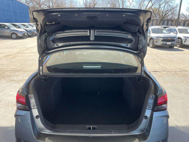2025 Nissan Versa 1.6 SV