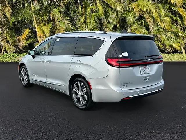 2026 Chrysler Pacifica Pinnacle