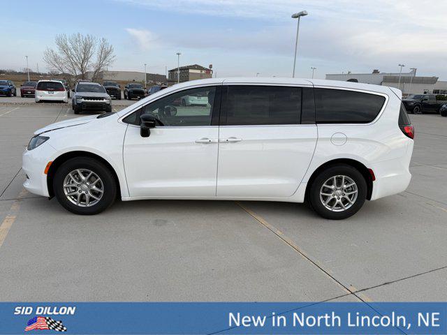 2026 Chrysler Voyager LX