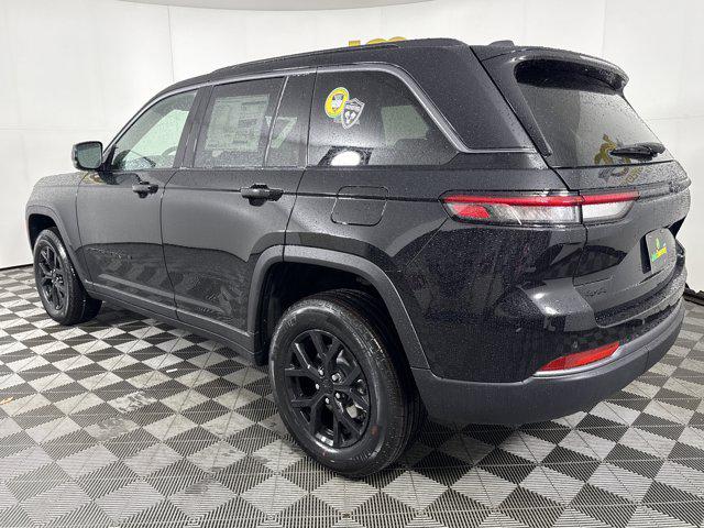 2026 Jeep Grand Cherokee Altitude 4x4