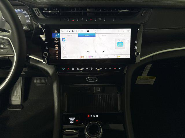 2026 Jeep Grand Cherokee Altitude 4x4