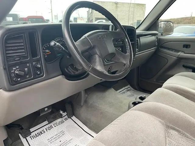 2004 Chevrolet Tahoe LS