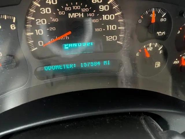 2004 Chevrolet Tahoe LS