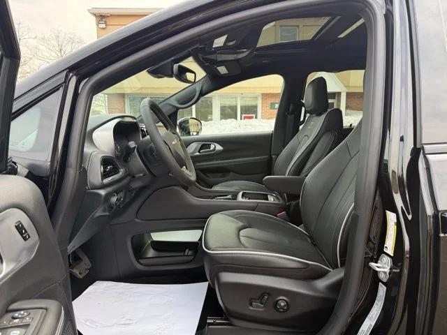 2026 Chrysler Pacifica Limited AWD