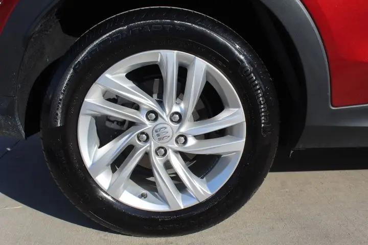 2025 Buick NV Preferred FWD
