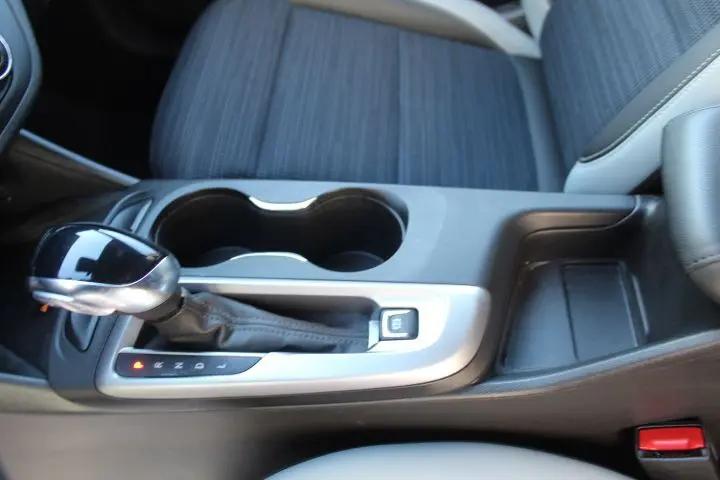 2025 Buick NV Preferred FWD