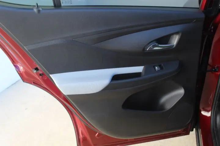 2025 Buick NV Preferred FWD