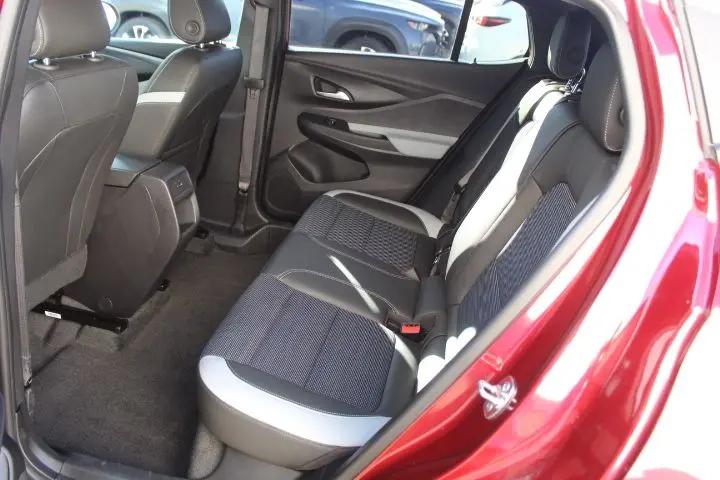 2025 Buick NV Preferred FWD
