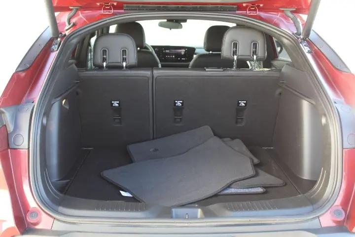 2025 Buick NV Preferred FWD