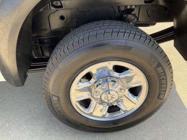 2023 Ram 3500 Laramie Crew Cab 4x4 8' Box
