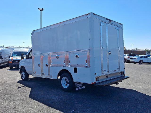 2026 Ford E-450 Cutaway 2026 FORD E-450 CUTAWAY CHASSIS DRW 2DR 158 WB HD