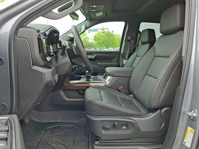 2026 Chevrolet Silverado 1500 4WD Crew Cab Short Bed RST