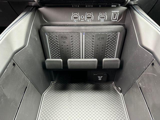 2026 Ram 1500 Laramie Crew Cab 4x4 57 Box
