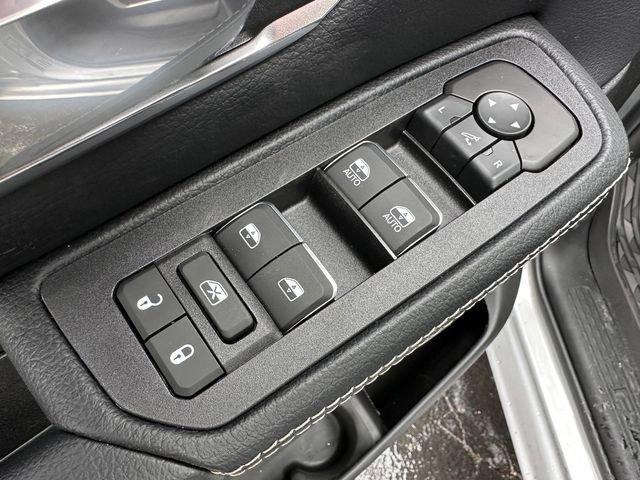2026 Ram 1500 Laramie Crew Cab 4x4 57 Box