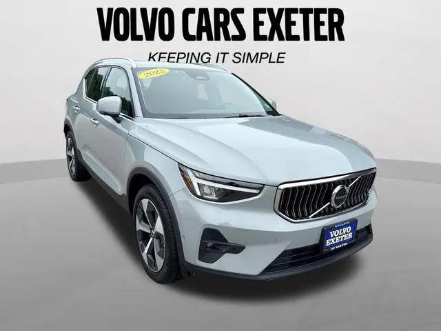 2025 Volvo XC40 B5 Plus Bright Theme for sale in Exeter, NH