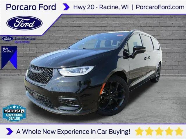 2025 Chrysler Pacifica Limited for sale in Racine, WI