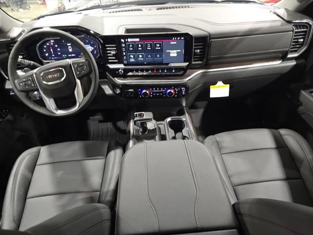 2026 GMC Sierra 1500 Crew Cab, Short Bed, SLT, 4WD