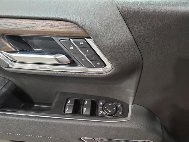 2026 GMC Sierra 1500 Crew Cab, Short Bed, SLT, 4WD