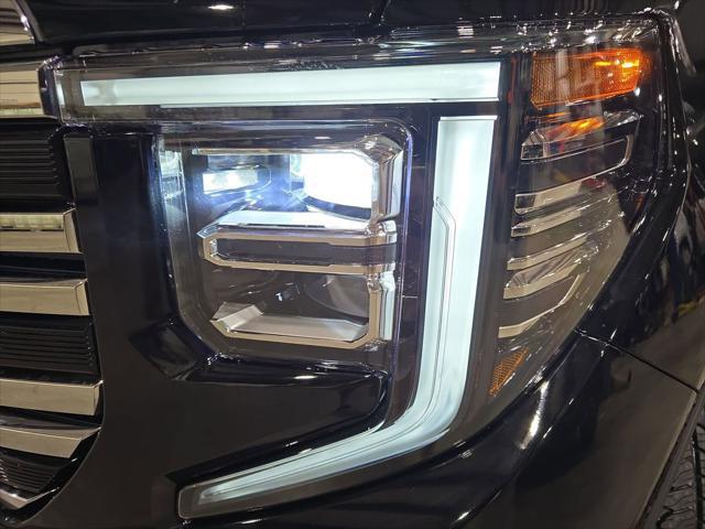 2026 GMC Sierra 1500 Crew Cab, Short Bed, SLT, 4WD
