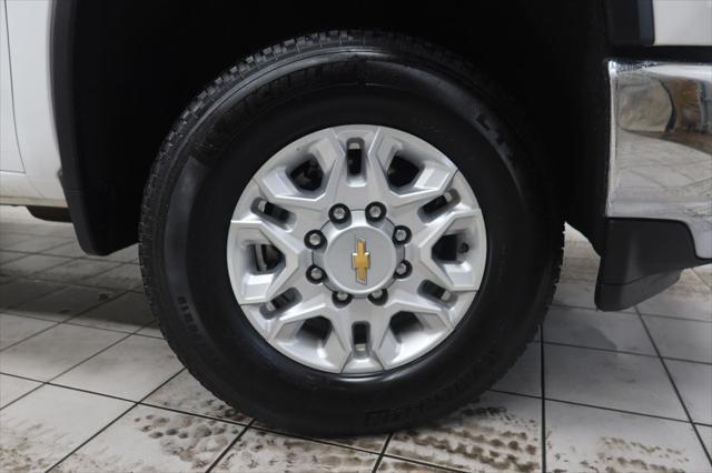 2022 Chevrolet Silverado 3500HD 4WD Double Cab Long Bed LT