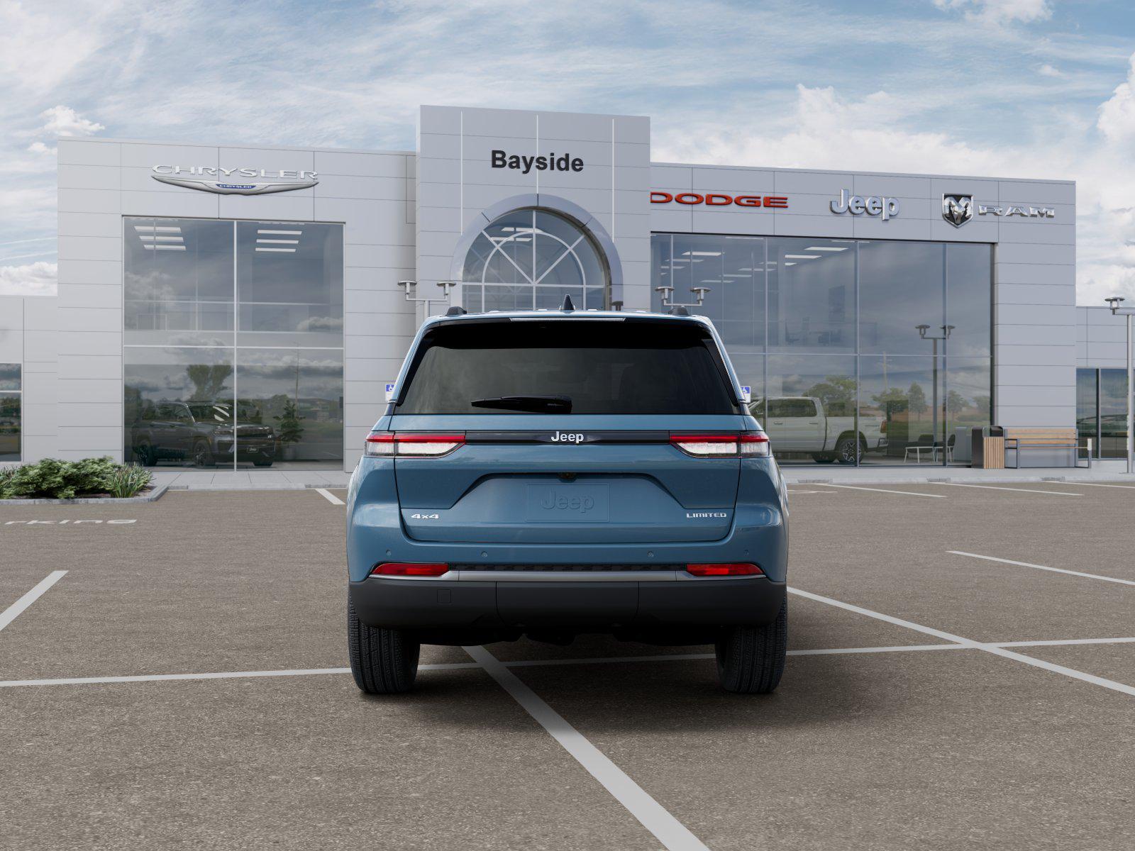 View vehicle photo 7