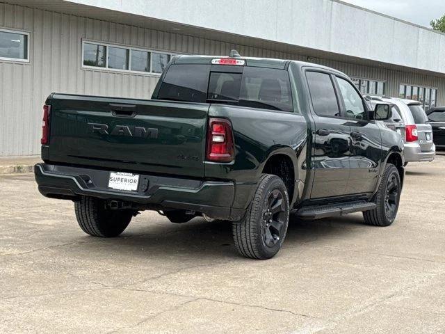 2026 RAM Ram 1500 RAM 1500 EXPRESS CREW CAB 4X4 57 BOX