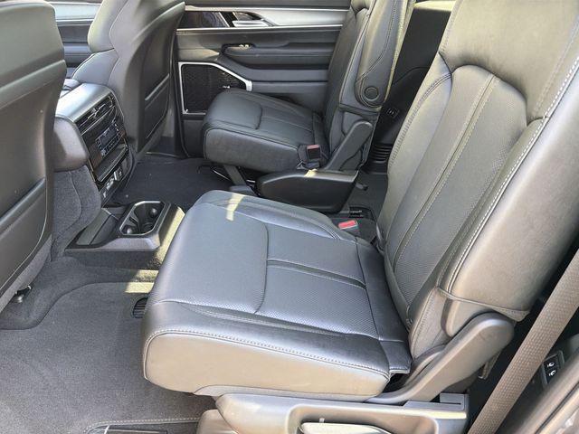 2026 Jeep Grand Wagoneer Limited Altitude 4x4