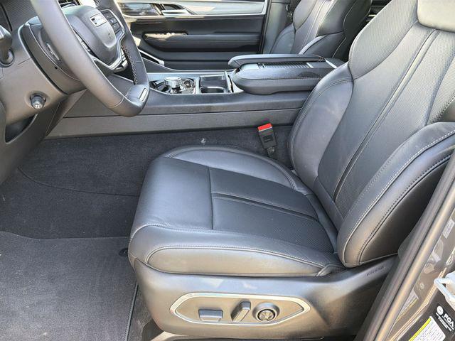 2026 Jeep Grand Wagoneer Limited Altitude 4x4