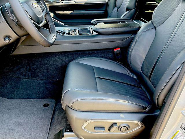 2026 Jeep Grand Wagoneer Limited Altitude 4x4