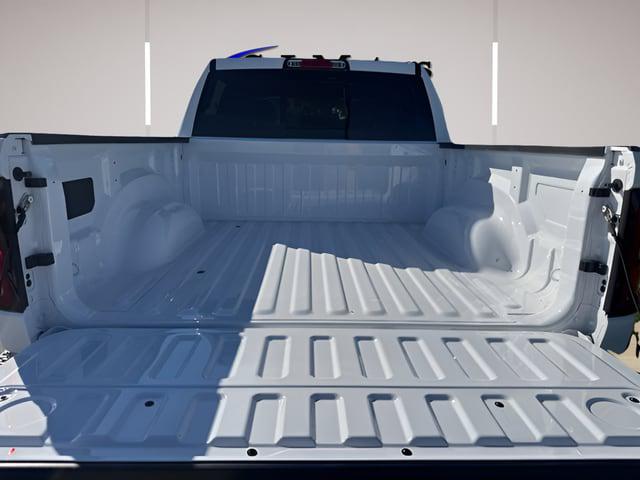 2026 Ram 1500 Warlock Crew Cab 4x4 5'7" Box