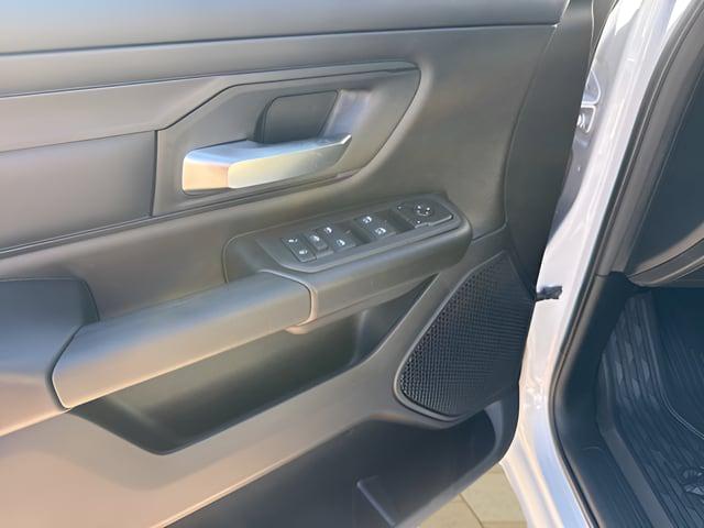2026 Ram 1500 Warlock Crew Cab 4x4 5'7" Box