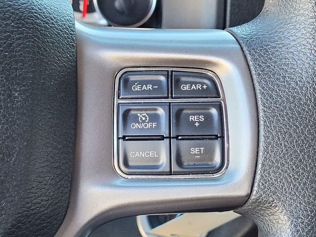 2023 Ram 1500 Classic SLT Crew Cab 4x4 5'7" Box