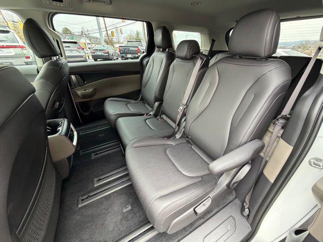 2026 Kia Carnival MPV LXS