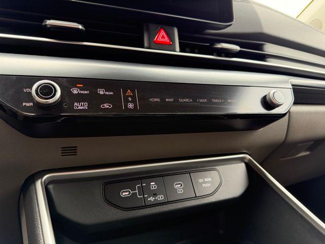 2026 Kia Carnival MPV LXS