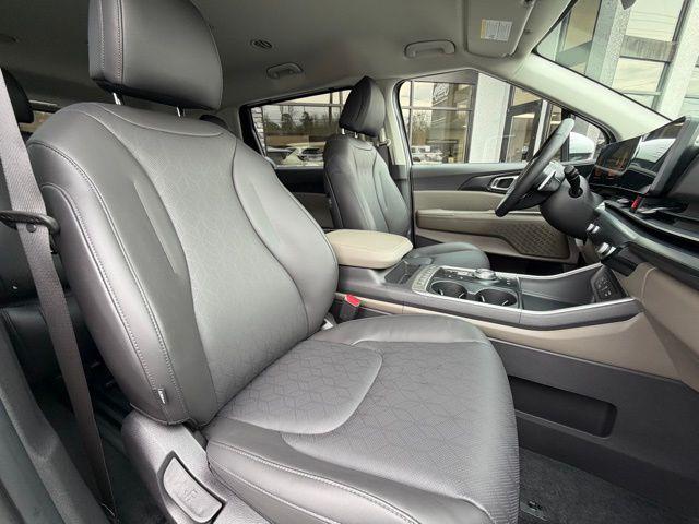 2026 Kia Carnival MPV LXS