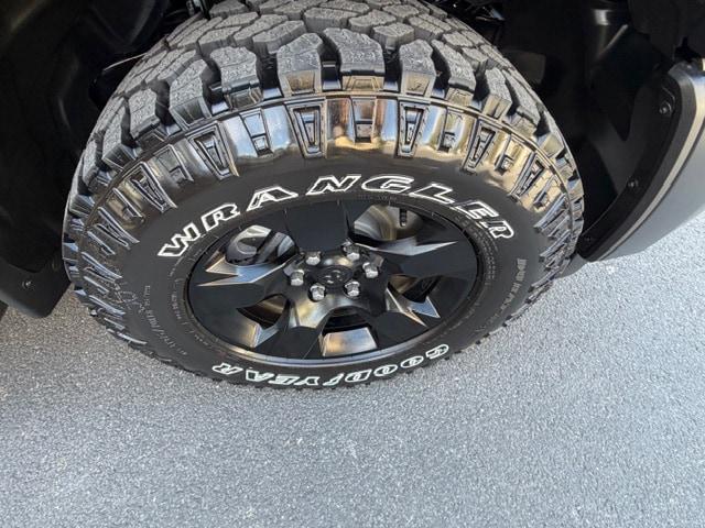 2026 Ram 1500 Warlock Crew Cab 4x4 5'7" Box