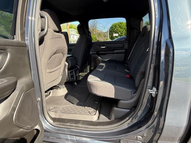 2026 Ram 1500 Warlock Crew Cab 4x4 5'7" Box