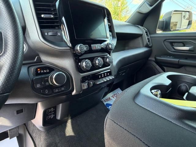 2026 Ram 1500 Warlock Crew Cab 4x4 5'7" Box