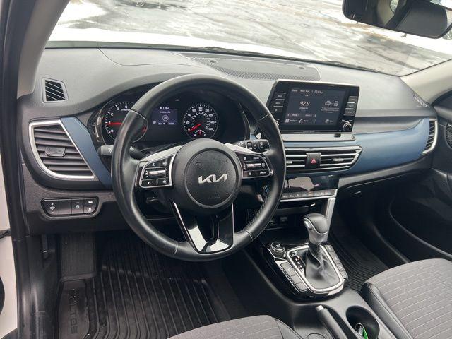 2023 Kia Seltos S