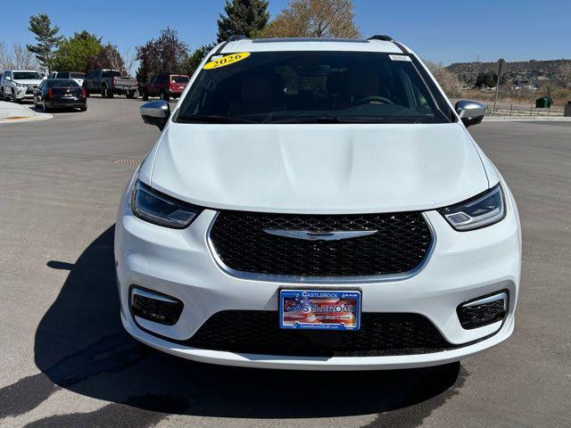 2026 Chrysler Pacifica Pinnacle AWD
