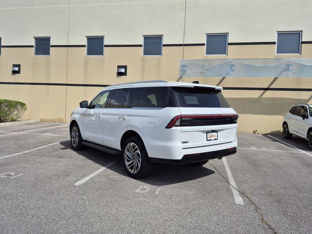 2026 Lincoln Navigator Premiere