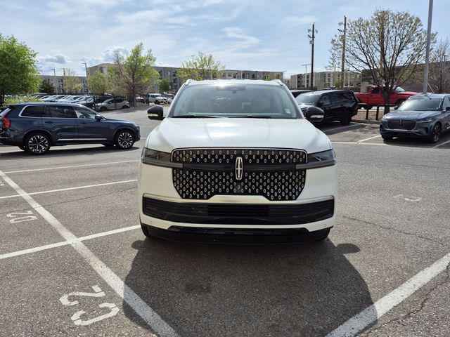 2026 Lincoln Navigator Premiere