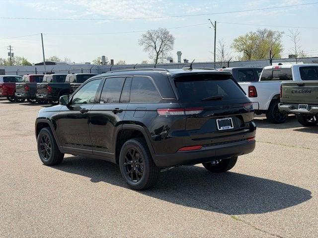 2026 Jeep Grand Cherokee Altitude 4x4