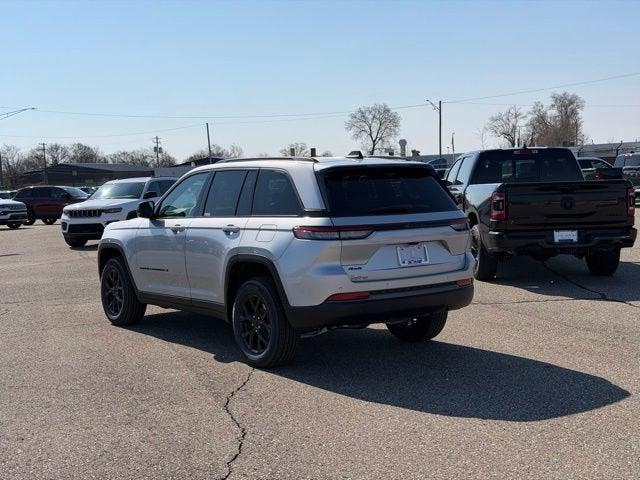2026 Jeep Grand Cherokee Altitude 4x4